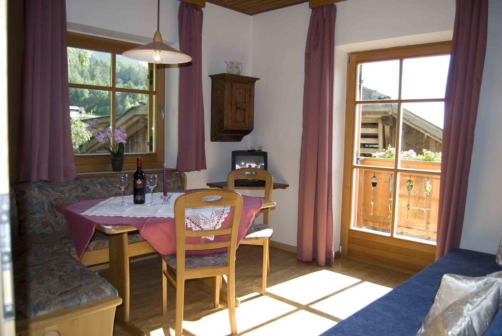 Villa Radauerhof Kastelruth Zimmer foto